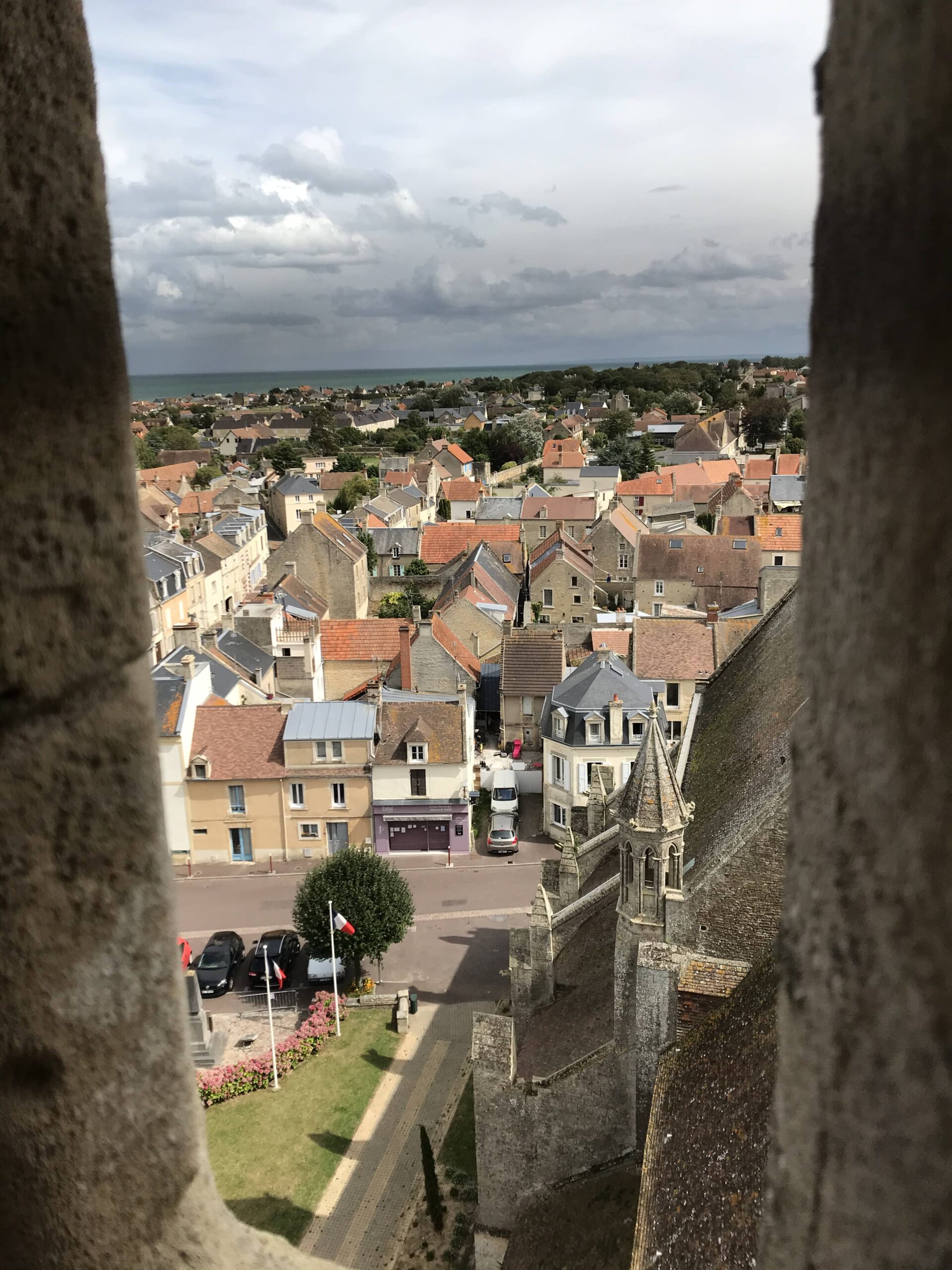 Vue du village depuis le cloche de l'église de Bernières-sur-Mer